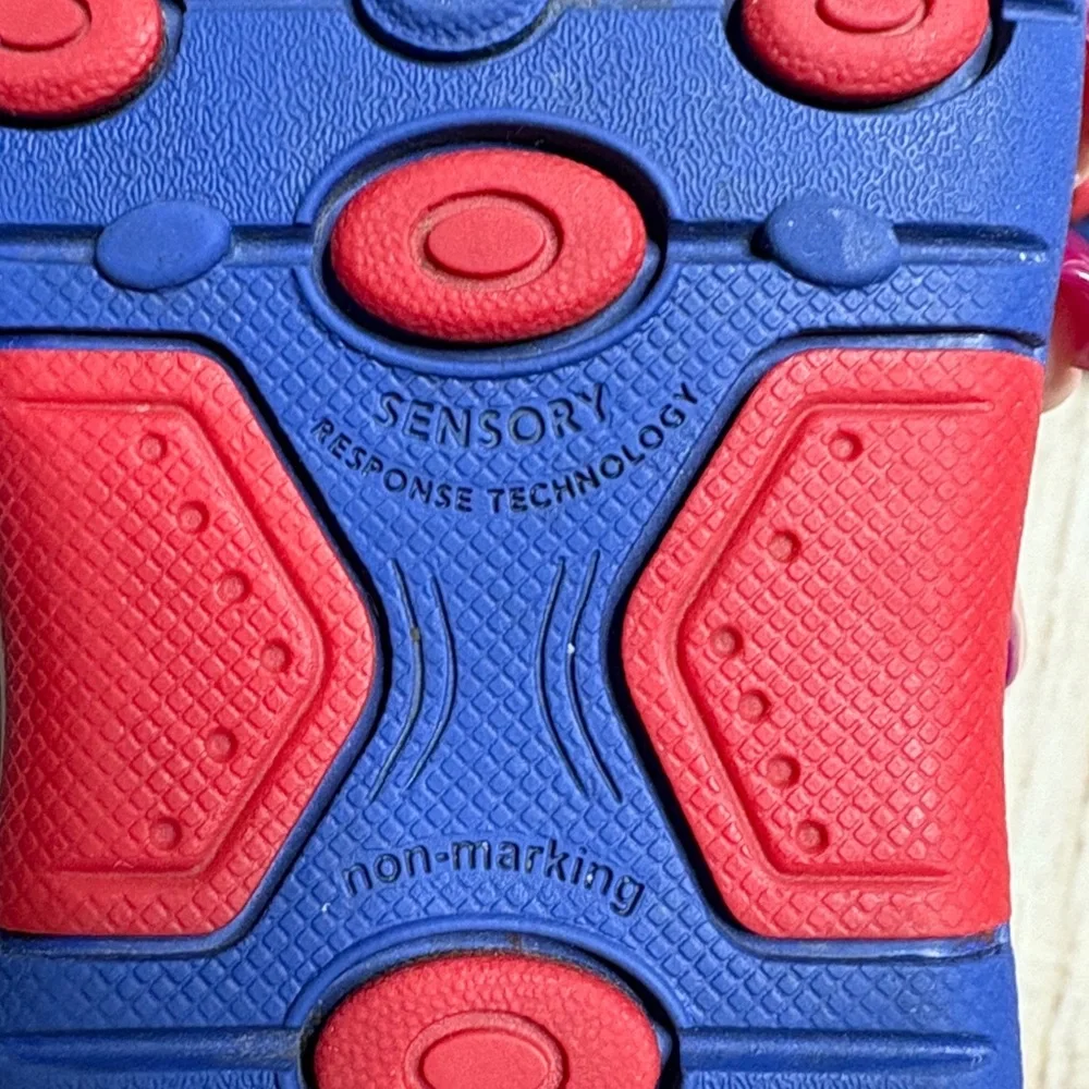 Stride Rite Velcro Closure Sneakers Blue And Red Boys Size 6 Wide Width - Picture 8 of 12